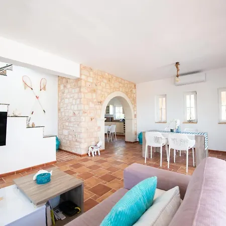 Noah's Ark Villa *